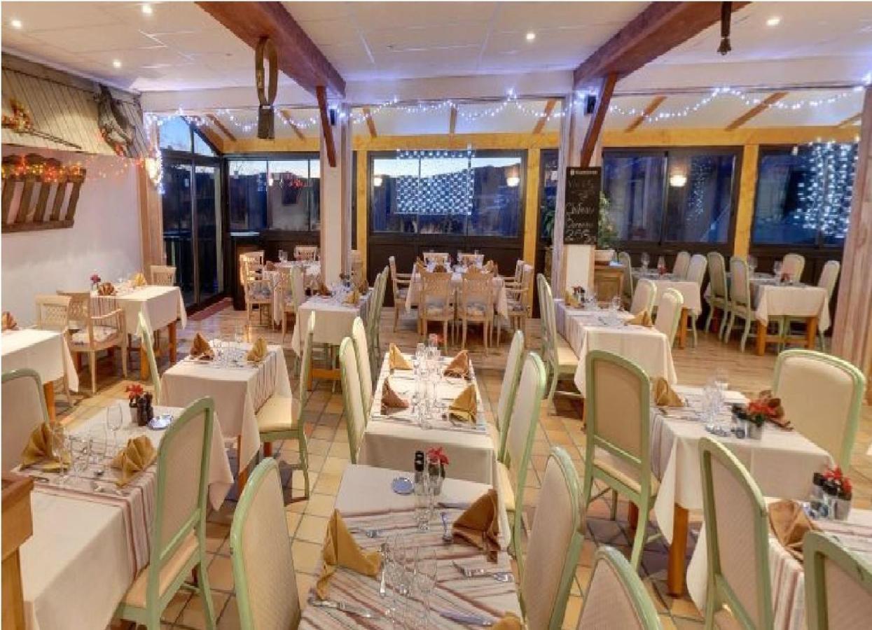 Hotel Saint Jean Montclar  Luaran gambar