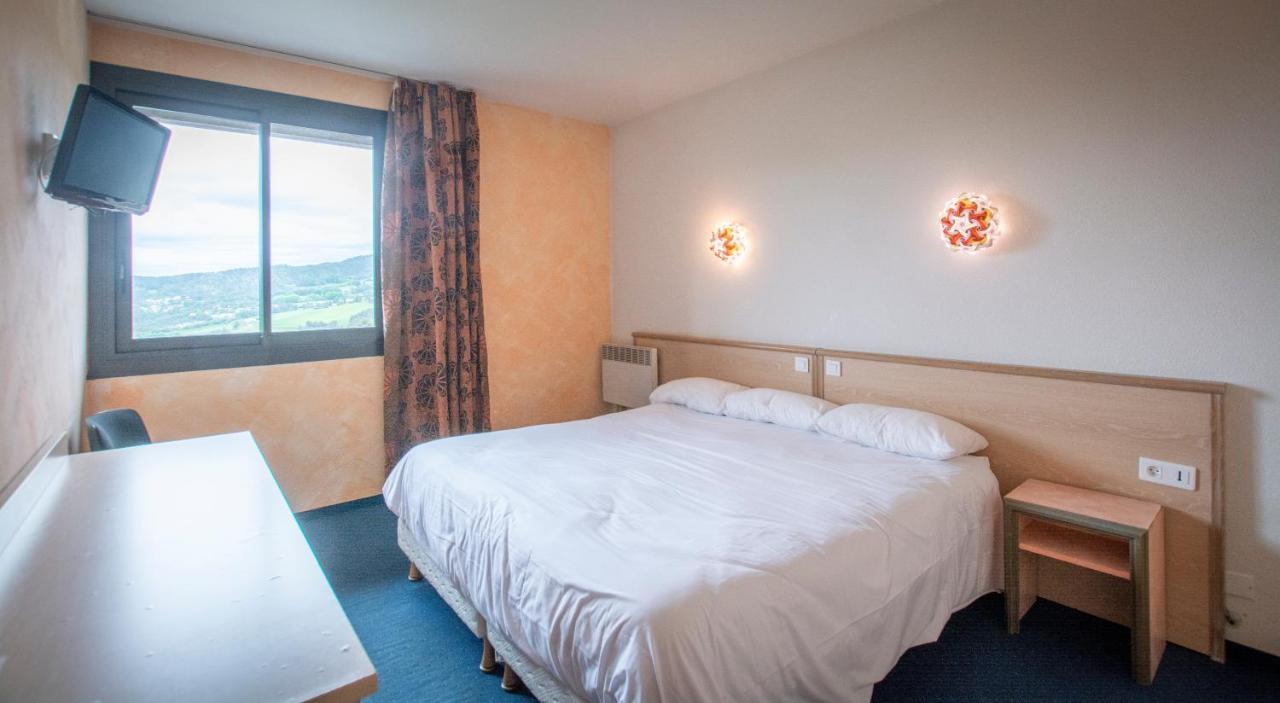 Hotel Saint Jean Montclar  Luaran gambar